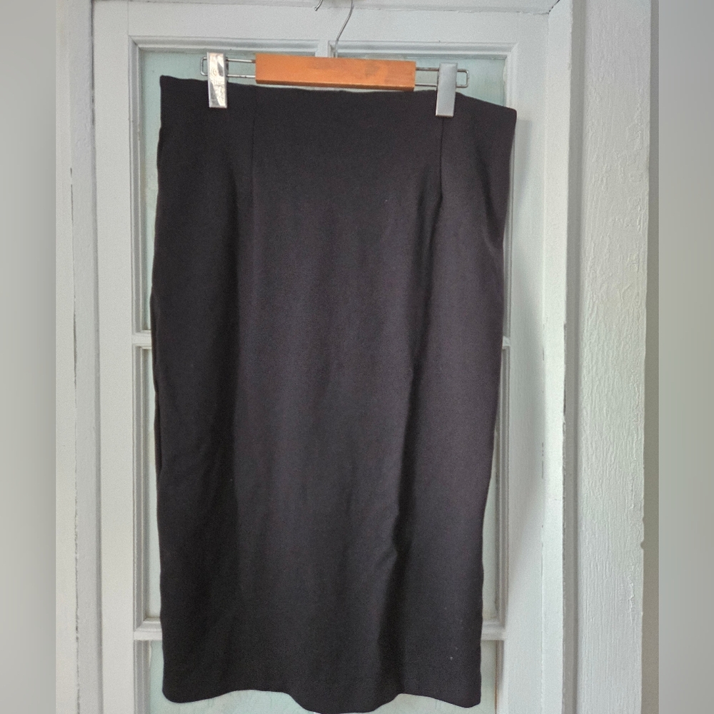 DKNY Black Stretch Pencil Skirt – Women’s Large